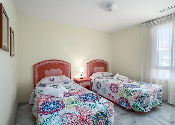 Fantastic Beachfront * 埃斯特波纳