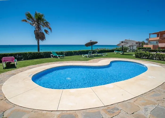 Fantastic Beachfront Apartment Estepona